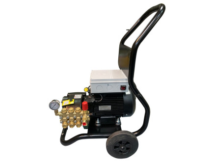 АВД на тележке AR M 200 бар, 15 л/мин. 5.5 кВт.