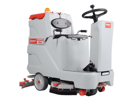 Поломоечная машина с сиденьем Bennett Ranger R75-66d Pro (660 мм, 3960 м²/ч)